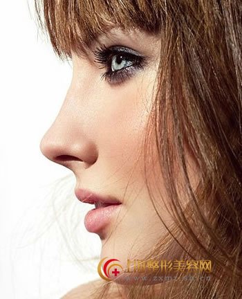 女性为什么最爱打玻尿酸隆鼻